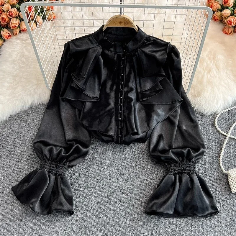 Sports litigation style bell-sleeved loose top for women     S3885