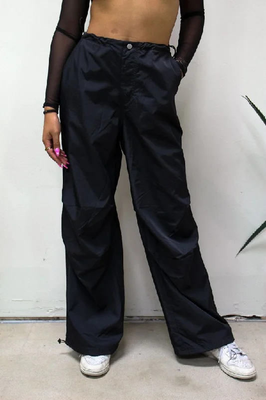 Style Design Parachute Pants - Black