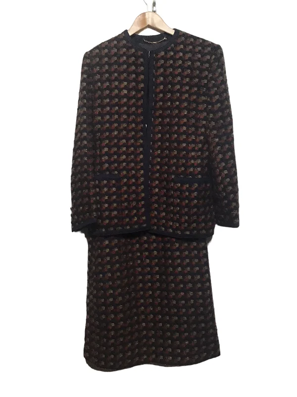 Personalized print Windsmoor Blazer and Skirt Set (Size L)