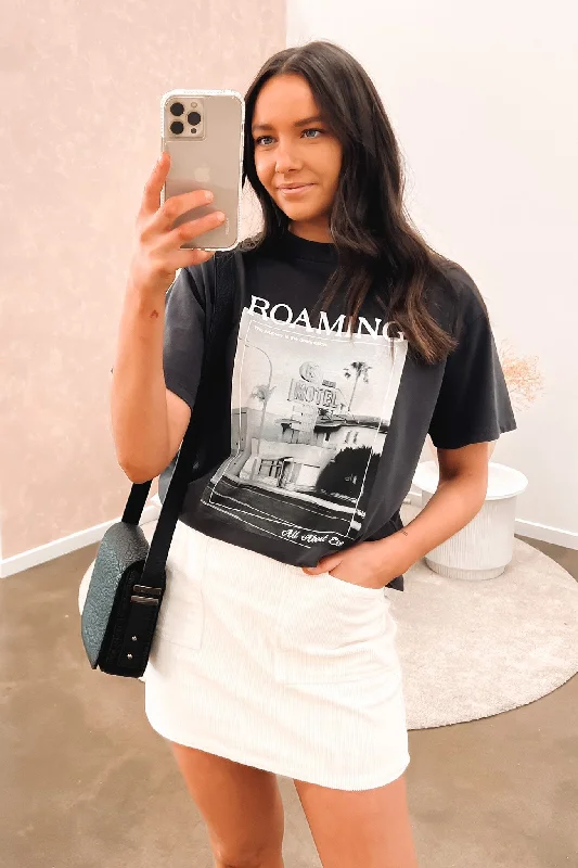 Sports Tights Roaming Tee Washed Black
