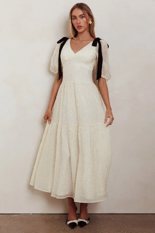Independent design Sinta Bow Shoulder Puff Sleeve Maxi Dress Cream