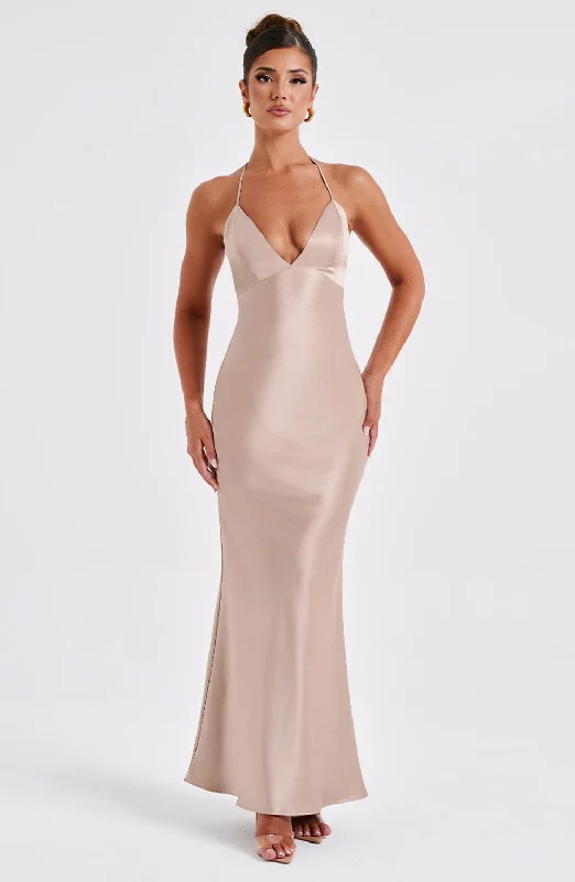 Sweet Fresh Feeling Delphine Maxi Dress - Champagne