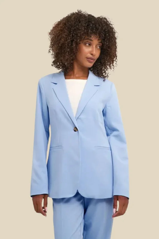 Sports suit style Sakura Blazer