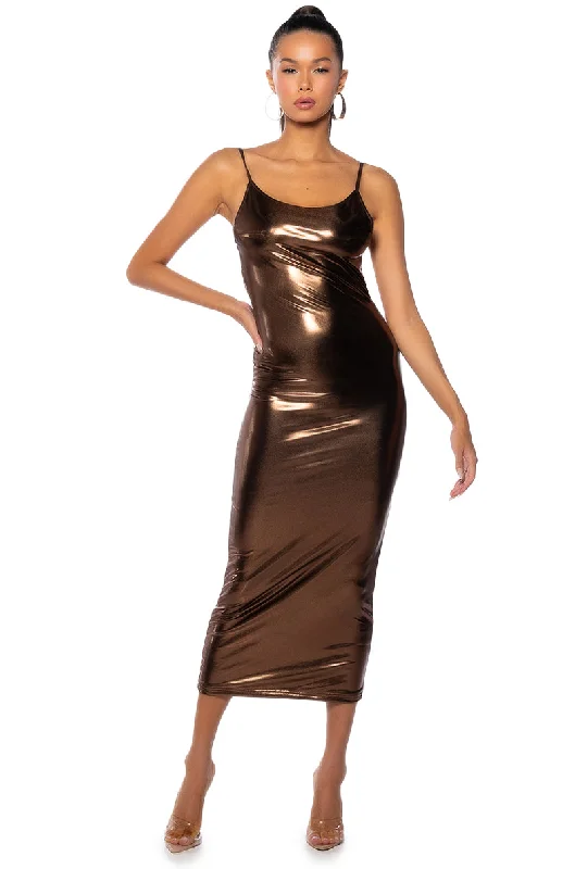 Fashionable sports GLOW BABY BACKLESS METALLIC MAXI DRESS