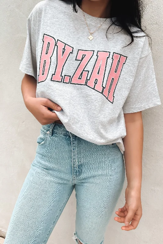 Fashion Style BY. ZAH University Tee Snow Marle