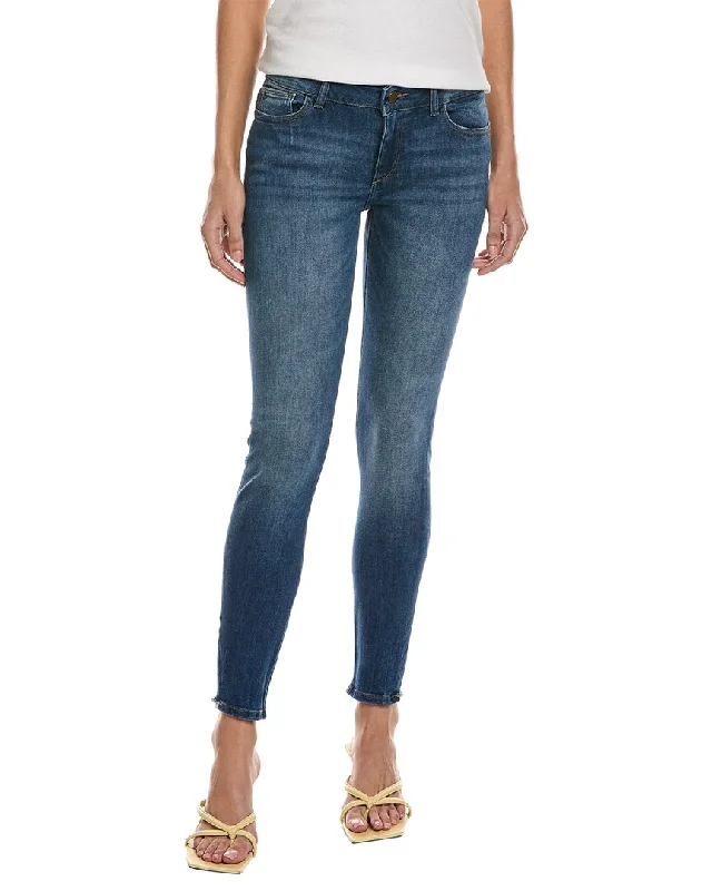 Street Style Suit DL1961 Emma Marcos Low-Rise Skinny Jean