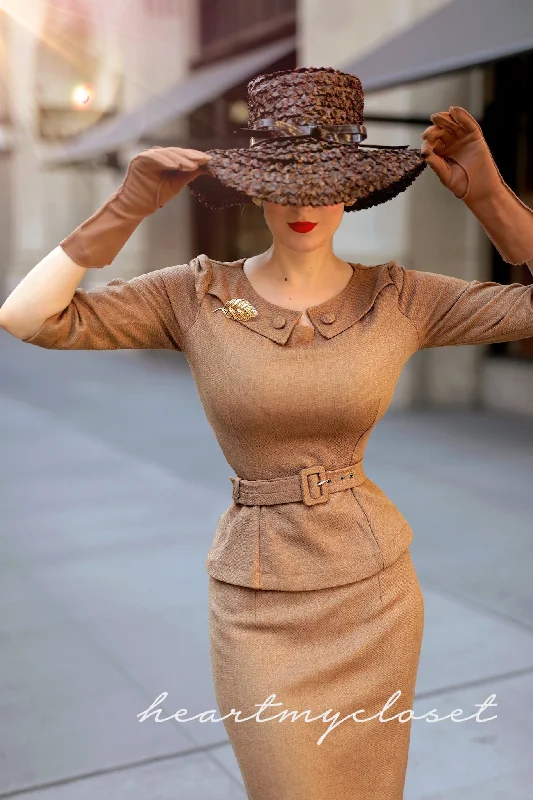Style Design Scarlet suit - vintage 1950s suit with pencil skirt
