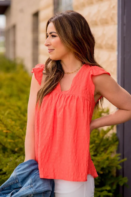 Trendy and versatile Subtle Textured Bibbed V Tank